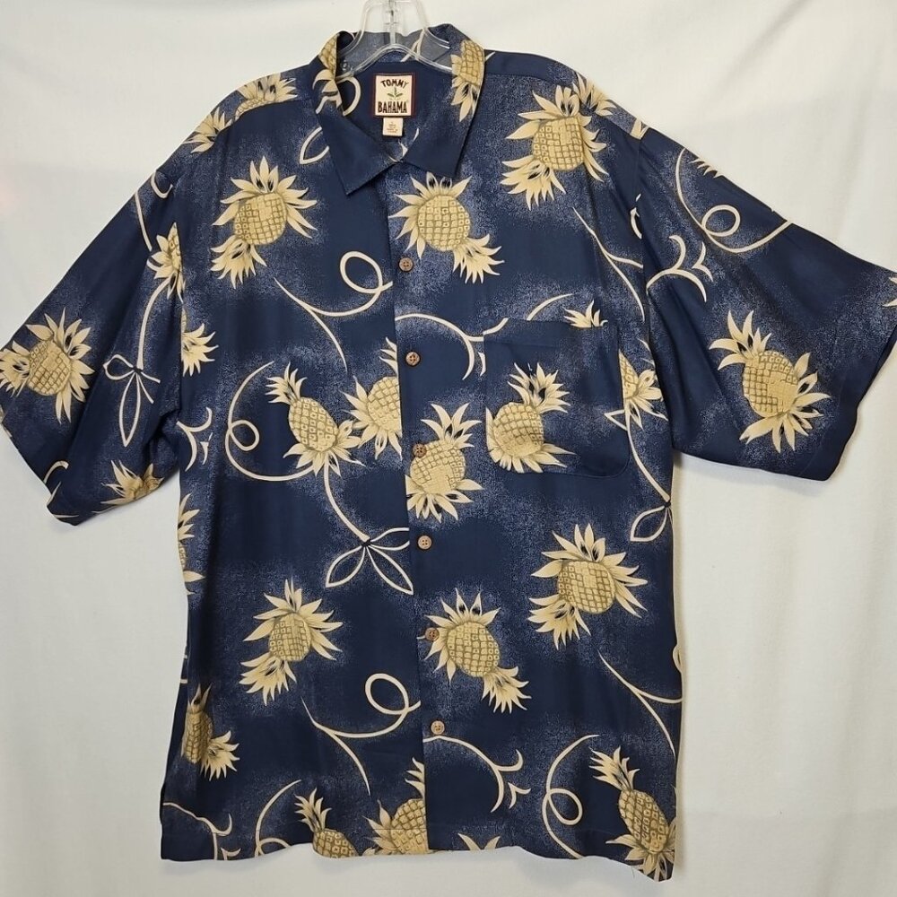 Tommy Bahama Mens 100% Silk Hawaiian Pineapple Shirt Sz L Blue Loop Collar EUC
